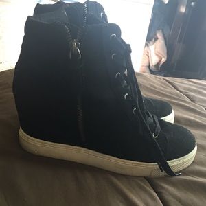 Steve Madden wedge shoes size 11